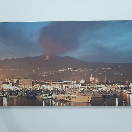 La Casa Nel Vicolo Apartment Giardini Naxos Luaran gambar