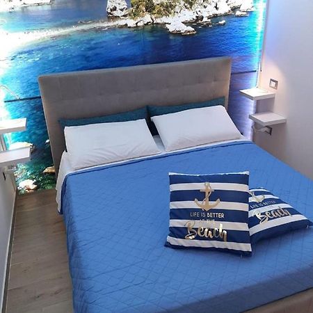 La Casa Nel Vicolo Apartment Giardini Naxos Luaran gambar