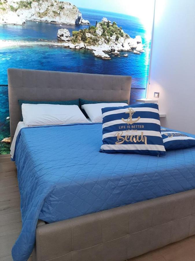 La Casa Nel Vicolo Apartment Giardini Naxos Luaran gambar