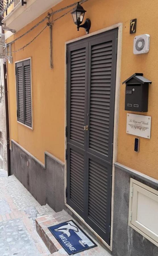 La Casa Nel Vicolo Apartment Giardini Naxos Luaran gambar